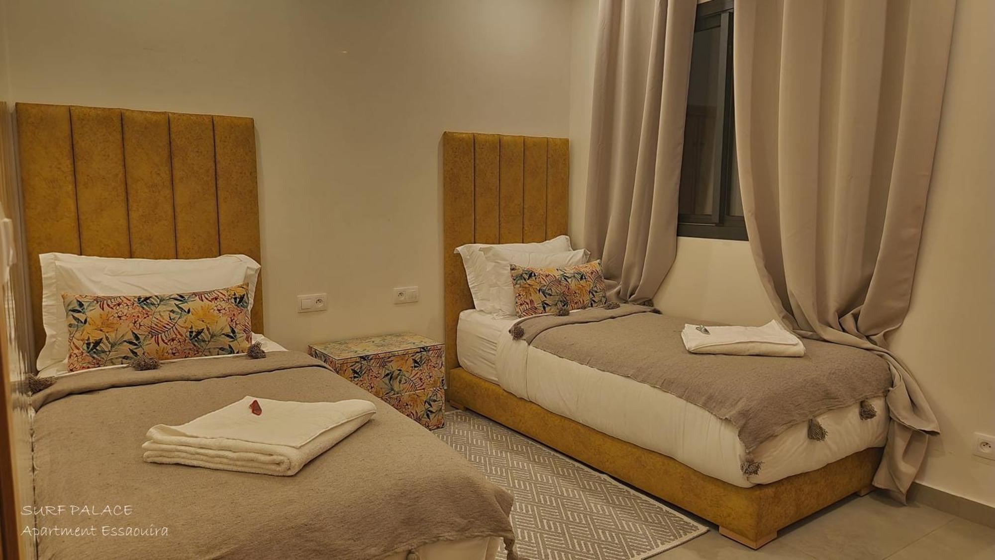 Surf Palace Beachfront Apartment เอสเซาอิรา ภายนอก รูปภาพ