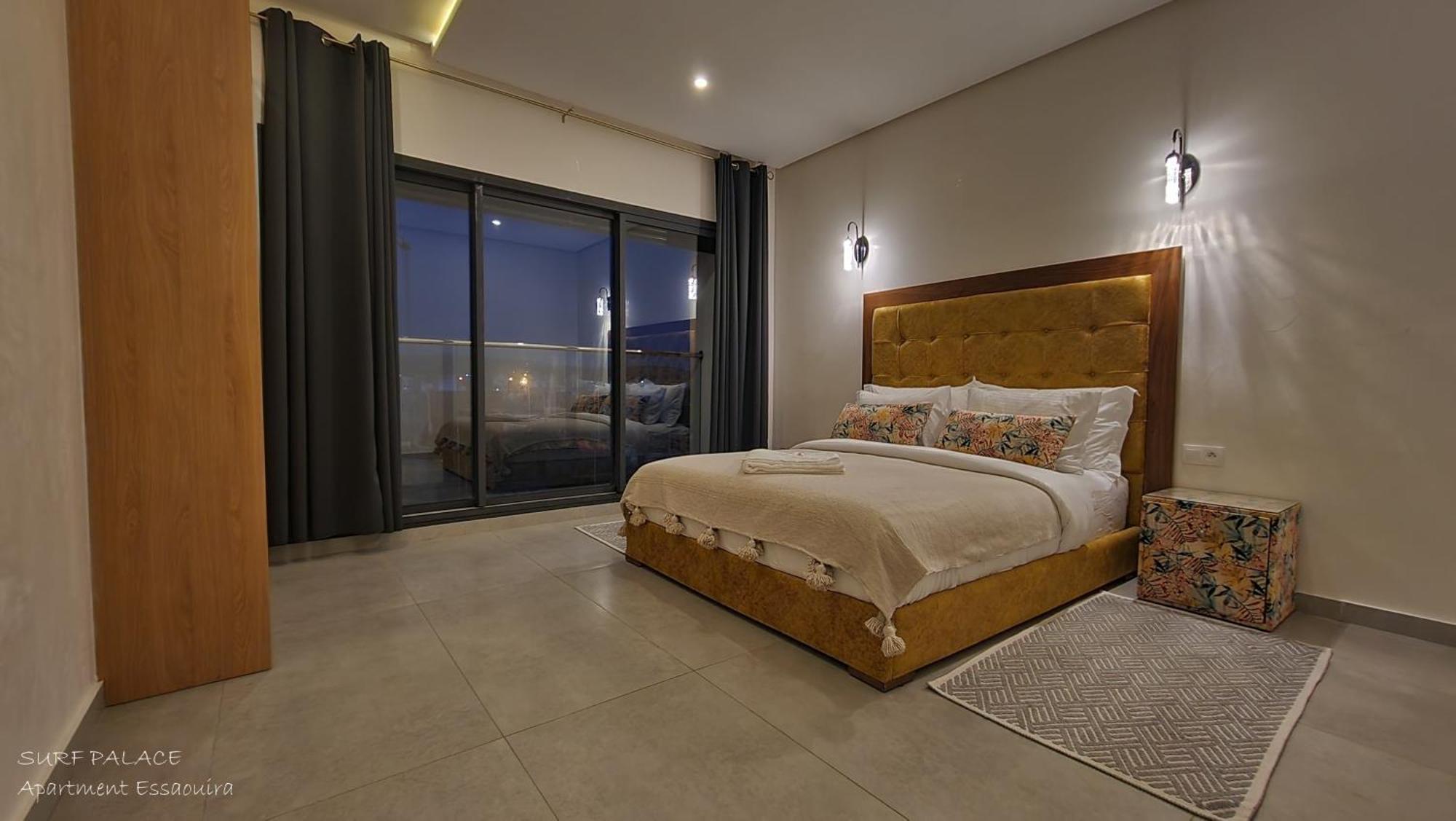 Surf Palace Beachfront Apartment เอสเซาอิรา ภายนอก รูปภาพ